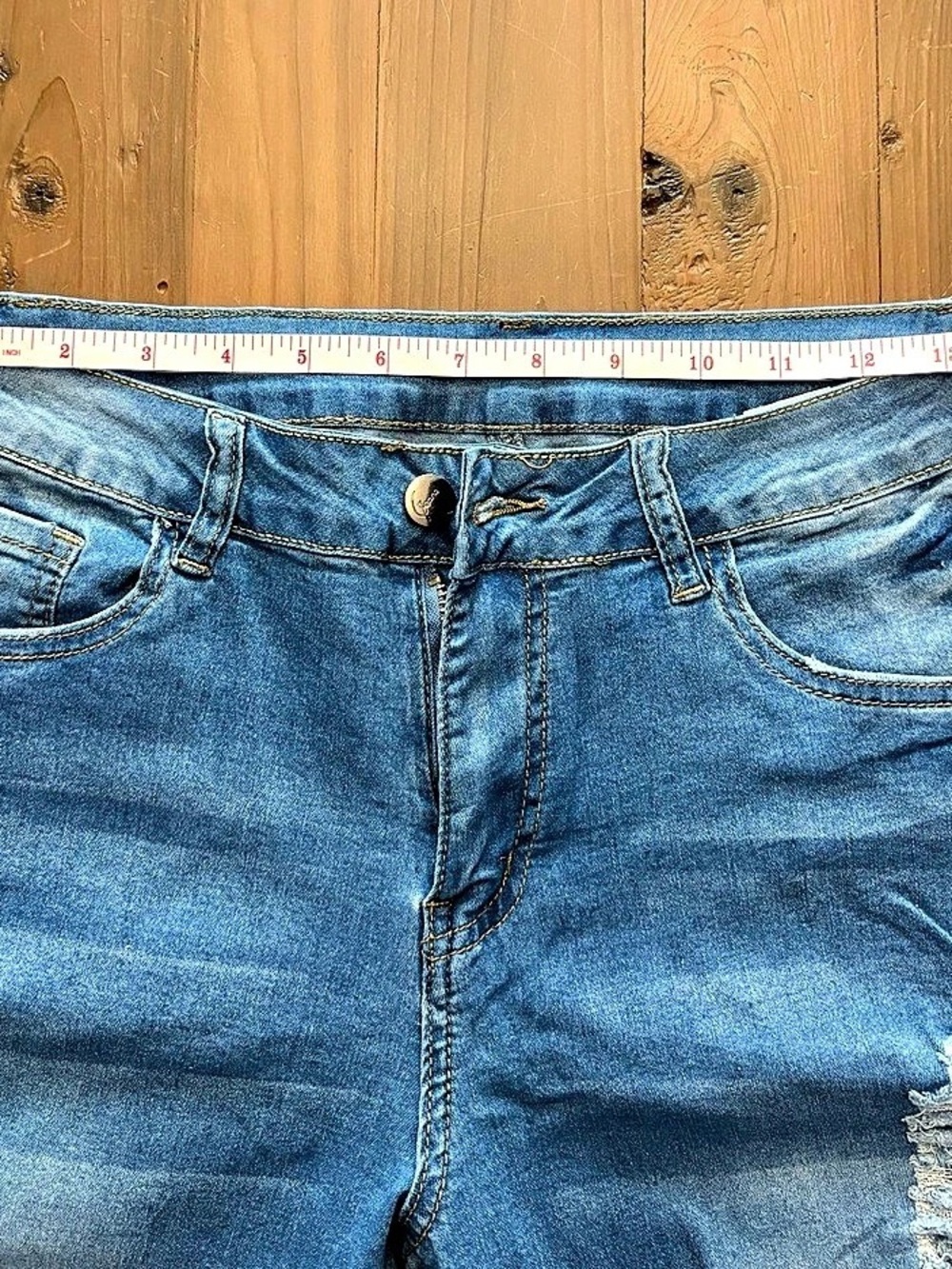 Distressed Skinny Jeans in Blue Waist 28 - Picture 4 of 8